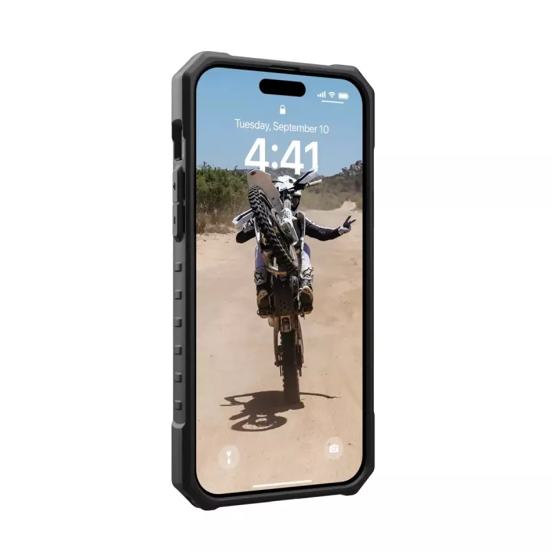 Dėklas Urban Armor Gear Pathfinder iPhone 15 Plus 17 cm Juodas Peršviečiamas