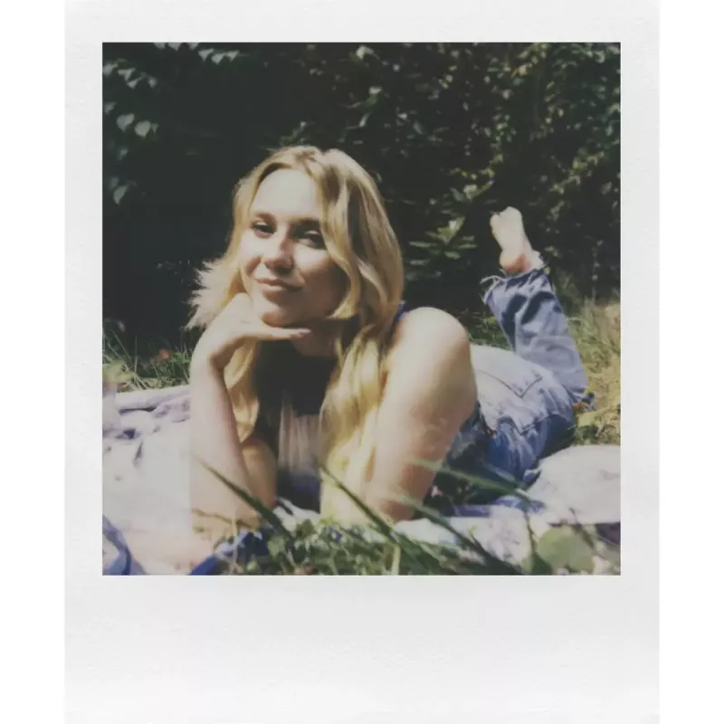 Analoginė momentinė kamera POLAROID Now Gen 3 Geltona (modelis 9158)