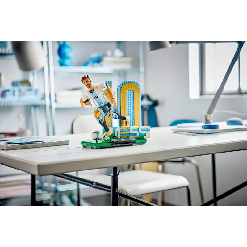 LEGO Editions Sports 43015 Lionel Messi – futbolo legenda