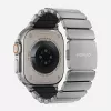 NOMAD Stratos Band – titano apyrankė, skirta Apple Watch 49 mm, su FKM įdėklu (natūralus titanas, juodas FKM)