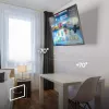 TV sieninis laikiklis /10-35/JUODAS R2-B Onkron