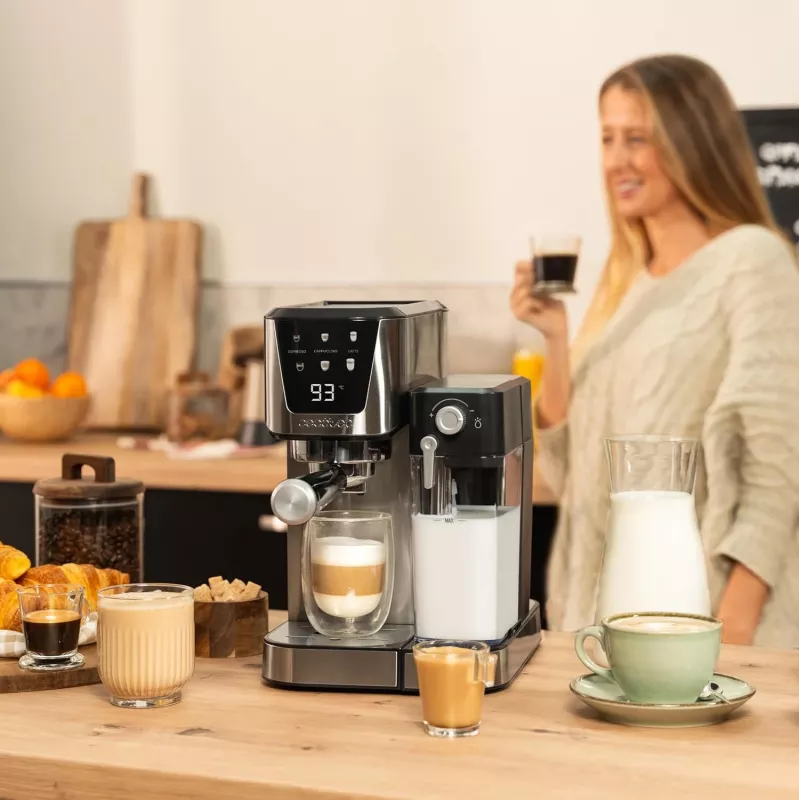 Cecotec Power Espresso 20 Cream kavos aparatas | 20 bar siurblio slėgis | Įmontuotas pieno putotuvas | Pusiau automatinis | 1350 W