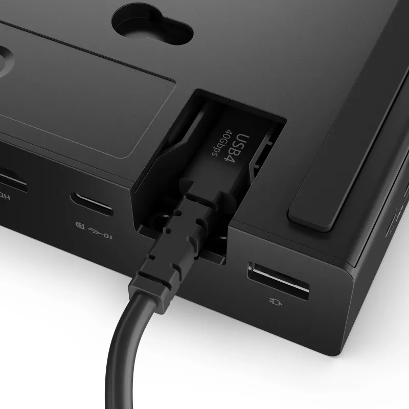 Lenovo ThinkPad USB4 Smart Dock 5500 su 135W adapteriu, juodas, laidinis
