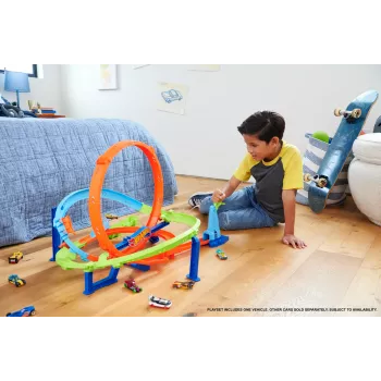 Hot Wheels Action Loop Cyclone Challenge Traso Rinkinys su 1:64 Mastelio Automobiliu, Lengvai Sulaikomas