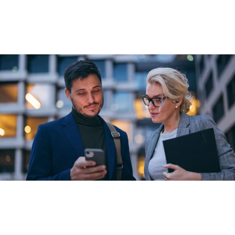 „Cellularline Nebit“ – TWS vertimo ausinės su realaus laiko vertimu