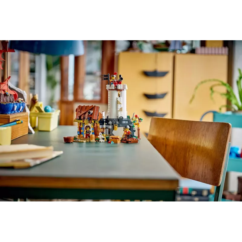 LEGO Creator 3-in-1 31387 Ikoninis Piratų Laivas (1074 dalių)