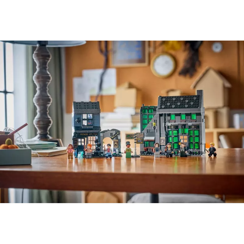 LEGO Harry Potter 76471 Knockturn Alėjos burtų parduotuvės (788 dalių)