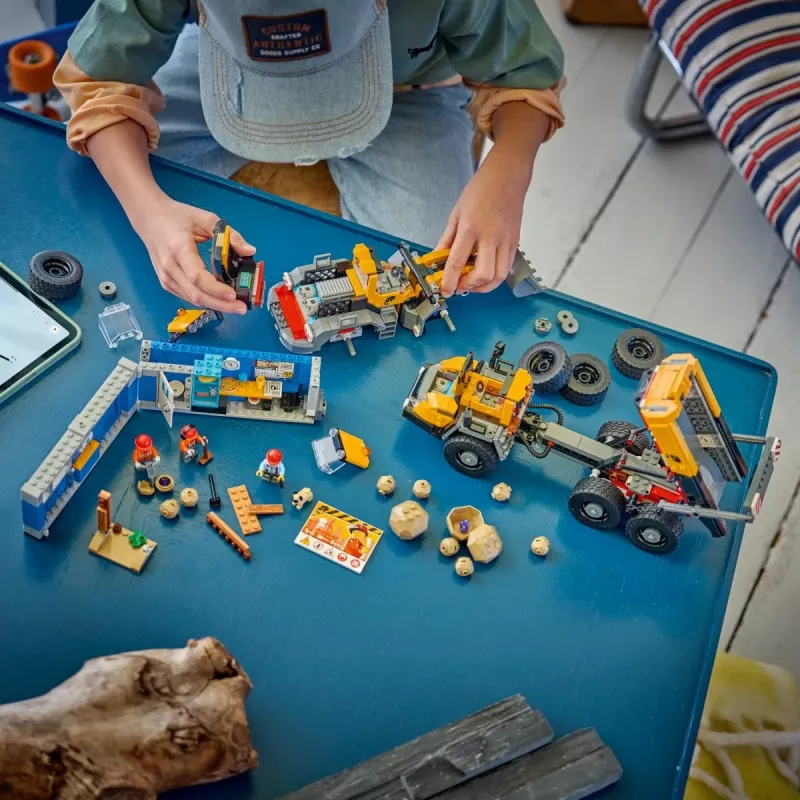 LEGO City 60494 Savivartis ir frontalinis krautuvas (1132 dalių)