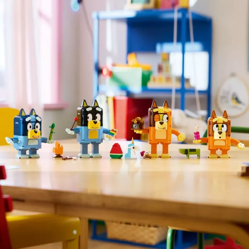 LEGO Bluey 11217 Statomas Bluey šeimos rinkinys (466 dalių)