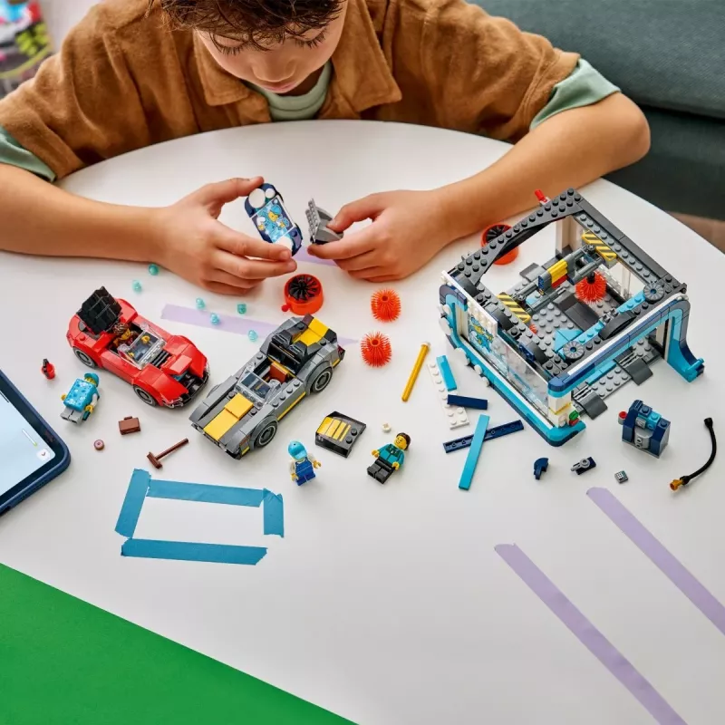 LEGO City 60497 Automatinė plovykla (583 detalės)