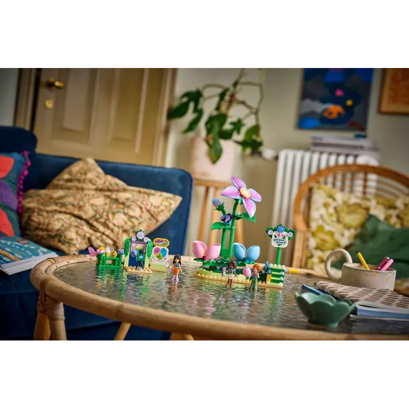 LEGO Friends 42702 Sukantis gėlių ir fėjų arbatos puodelių karuselė (321 d.)