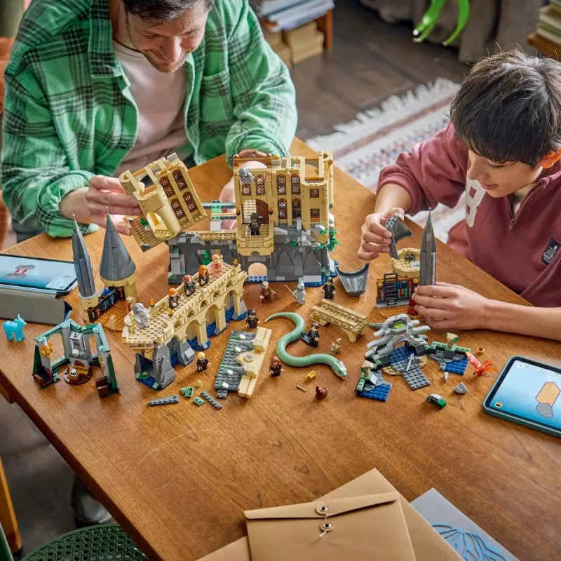 LEGO Harry Potter 76473 Hogrimio pilis: Rytų sparnas (2164 dalių)