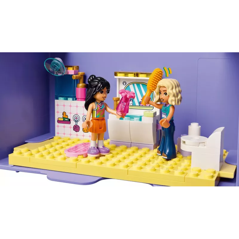 LEGO Friends 42697 Kūrybinis lėlių namelis lagamine (355 dalių)