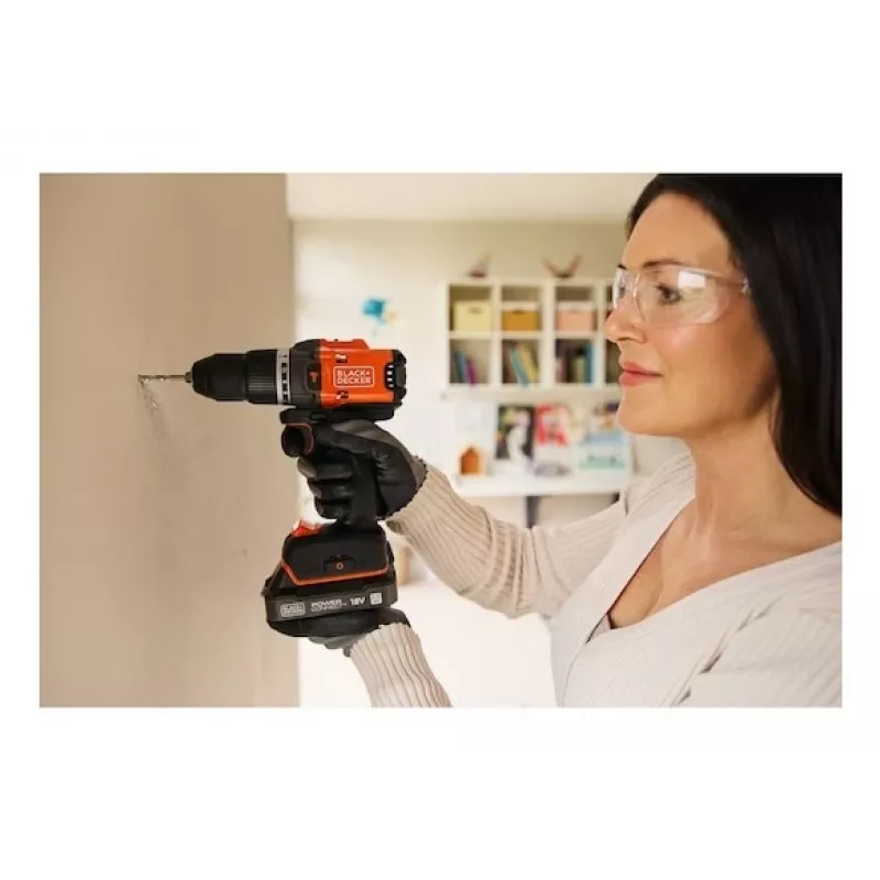 Black & Decker BLD683XN-XJ 680W 13mm Gręžtuvas su smūgio mechanizmu, Raktinis griebtuvas, 0-3000 aps./min., Juoda/Oranžinė