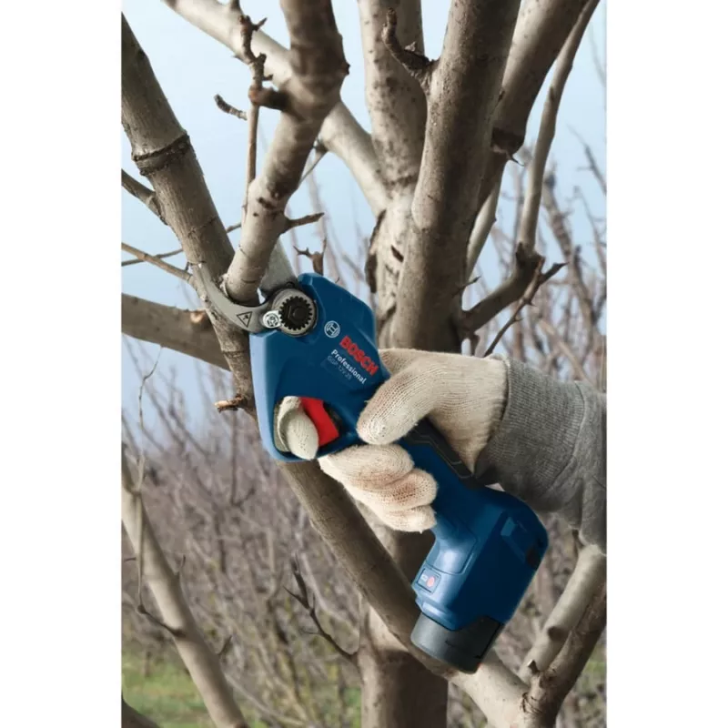 Bosch GGP 12V-25 Professional belaidės genėjimo žirklės su 2x3,0 Ah akumuliatoriais