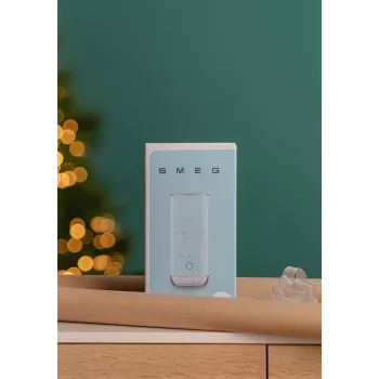 Smeg MFF02PBEU Pieno putotojas, 3 funkcijos, nelimpanti danga, 500 W, pastelinė mėlyna