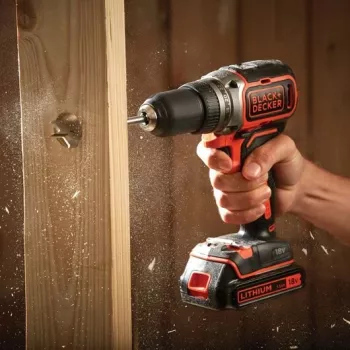 Black & Decker BL186KB-QW 18V belaidis bešepetinis perforatorinis gręžtuvas 1650 RPM (2x1,5 Ah baterijos, įkroviklis, dėklas)