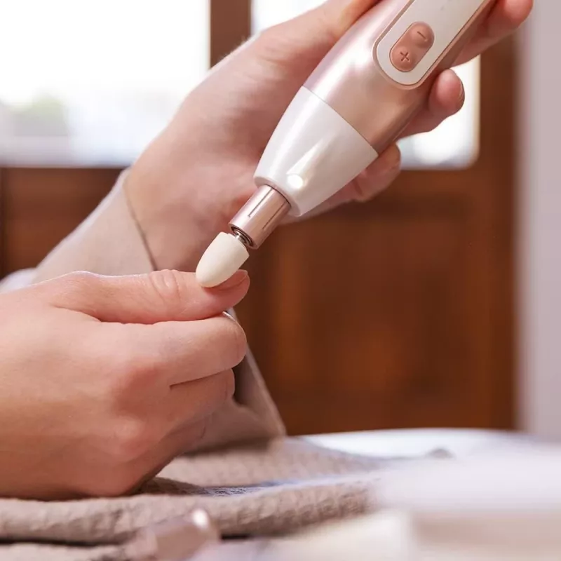 Cecotec PinkyCare 700 Perfect Nails elektrinis manikiūro ir pedikiūro rinkinys, nagų gręžtuvas, 7 antgaliai, 2 greičiai, įkraunamas, rožinė/balta