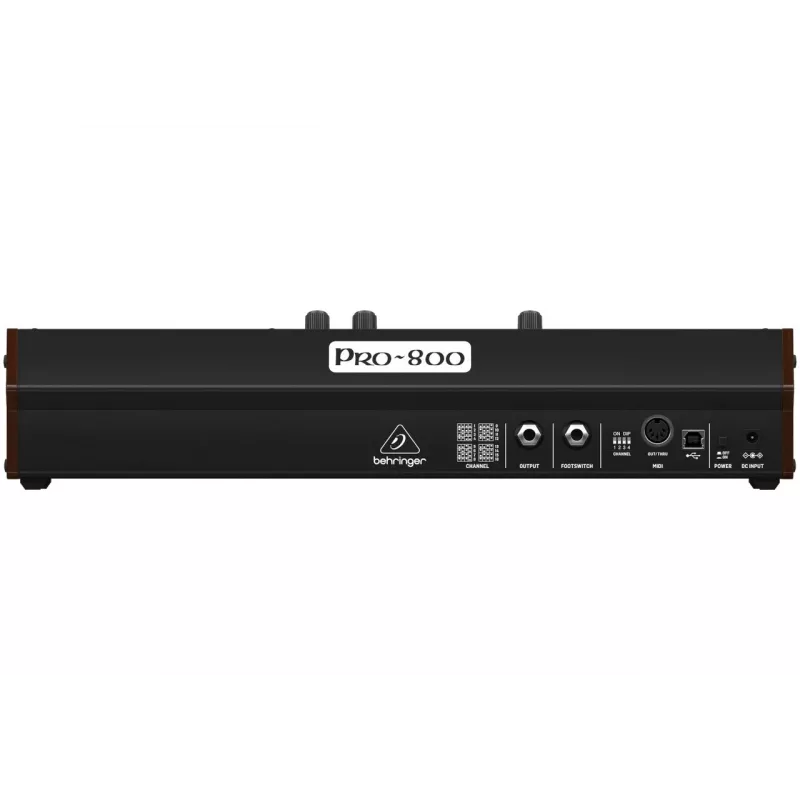 Behringer PRO-800 Analoginis Sintezatorius – 8-balsis darbalaukio modulis su 16 VCO, arpedžiatoriumi ir Poly Chain