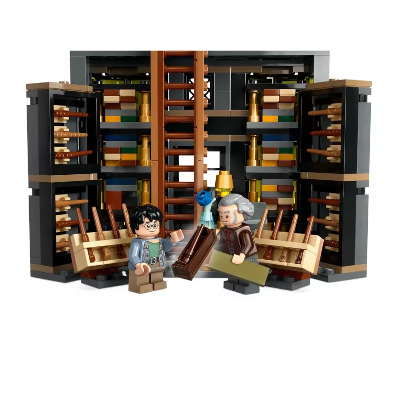 LEGO Harry Potter 76439 Ollivanders & Madam Malkin's Robes statybinis rinkinys (744 dalys)