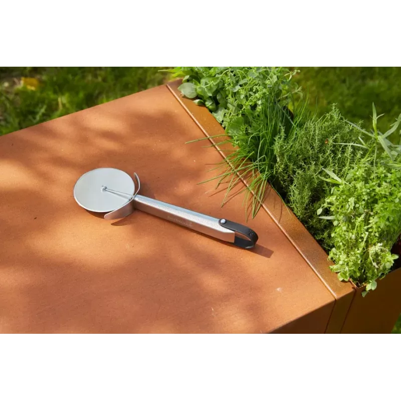 Barbecook Premium Pizza Cutter 28,7 cm nerūdijančio plieno ašmenimis, juoda rankena