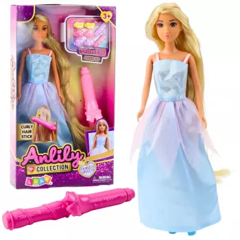 LEAN TOYS Anlily lėlė su baline suknele, ilgais plaukais, garbanojimo priemonėmis ir segtukais