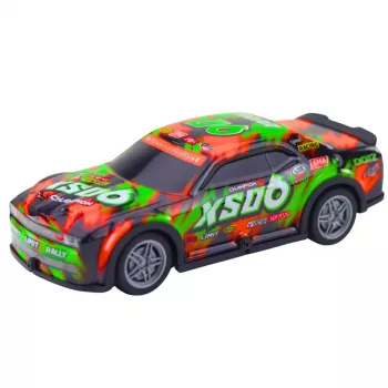 LEAN TOYS nuotoliniu valdymu lenktyninis automobilis su šviečiančiu kėbulu, oranžinis ir žalias