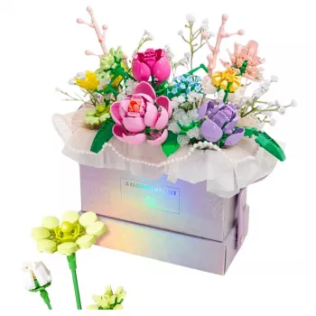 LEAN TOYS Construction Blocks Composition In Box Flower Box Purple LED 706pcs