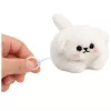LEAN TOYS Minkštas baltas šuniukas su vizginančia uodega ir girgždesiu raktų pakabukas 9 cm