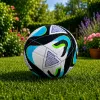 LEAN TOYS Treniruočių futbolo kamuolys žolės aikštelei, juodas ir mėlynas, 22 cm, 5 dydis