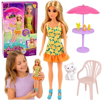 LEAN TOYS Anlily Lėlė Geltona Suknele su Kačiuku Sodo Baldais Skėčiu Aksesuarais