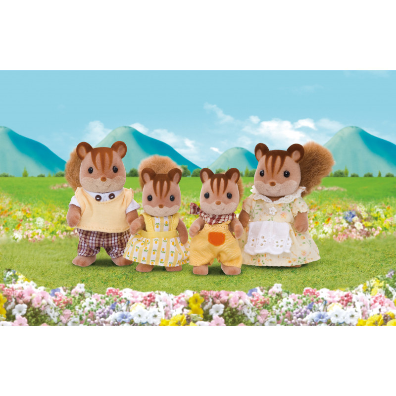 Epoch Sylvanian Families Walnut Squirrel Family figūrėlių rinkinys