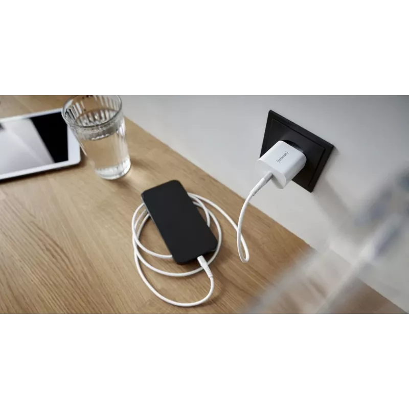 Intenso POWER ADAPTER USB-C 7802012 - 20 W kroviklis patalpoms