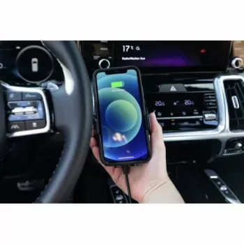 ANSMANN WiLine 15 belaidis automobilinis laikiklis su įkrovikliu – 15W Qi greitasis įkrovimas, automatinis užspaudimas, 360° sukimas, juodas