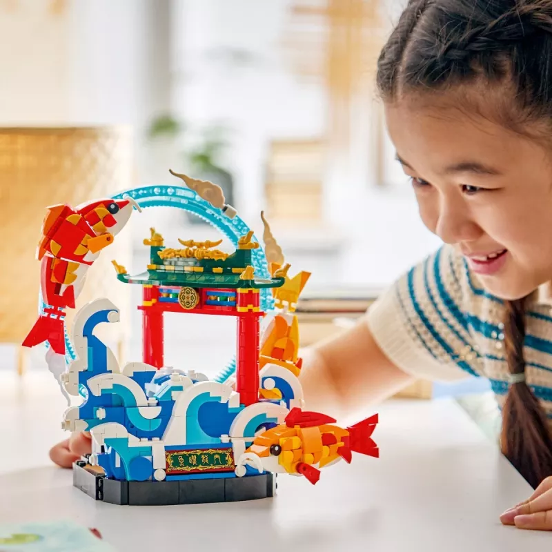 LEGO 80120 Šuoliuojantis karpis – statybos rinkinys
