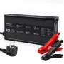 Qoltec LiFePO4 baterijų įkroviklis 12V 30A su LED indikatoriais ir intelektualiu 3 pakopų įkrovimu