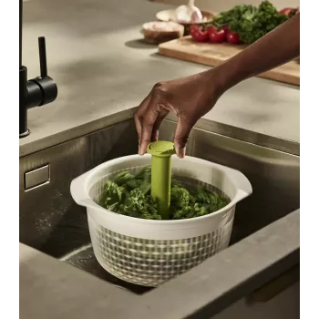 Joseph Joseph Spindola Green In-Sink Salad Spinning Colander
