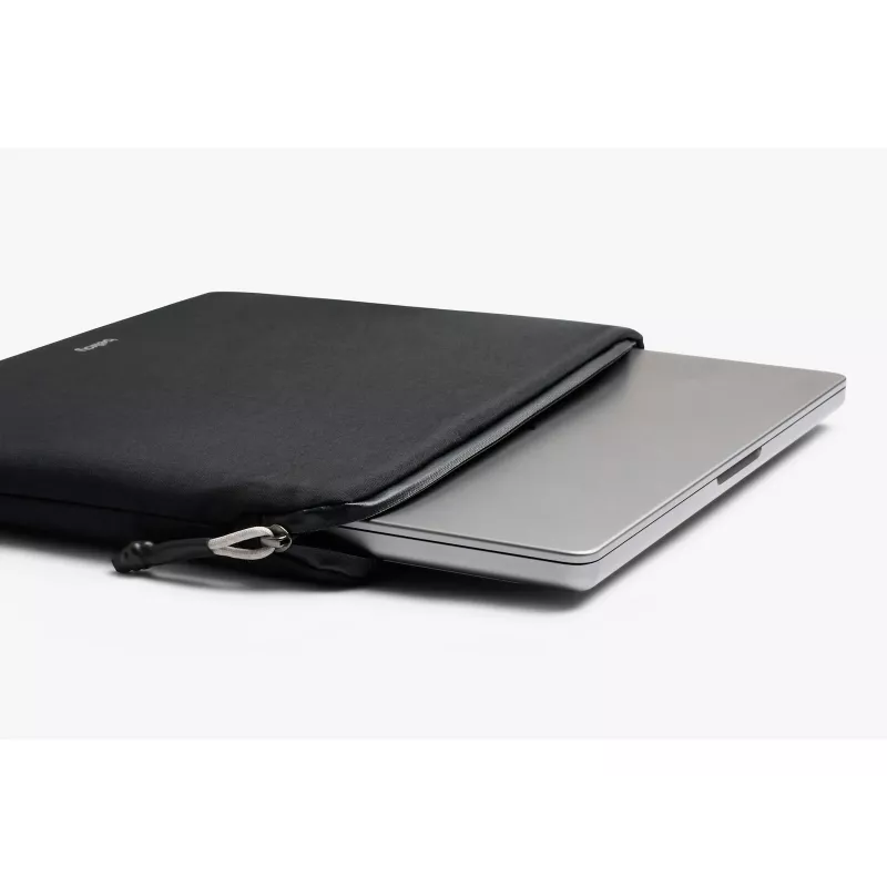 Bellroy Lite Laptop Sleeve 16 - Laptop Case 16 inch (Black)