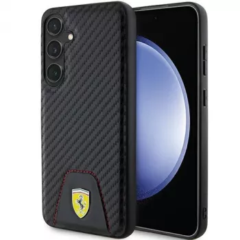 Ferrari FEHCS24MN3PUK Kietasis dėklas, skirtas Samsung Galaxy S24+ (SM-S926) – anglies pluošto raštas, susiūtas dugnas, juoda spalva