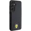 Ferrari FEHCS24MN3PUK Kietasis dėklas, skirtas Samsung Galaxy S24+ (SM-S926) – anglies pluošto raštas, susiūtas dugnas, juoda spalva