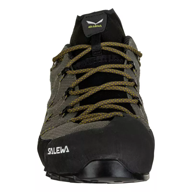 SALEWA Wildfire 2 GTX Approach Shoes UK 10.5 (EU 45) Black Out / Fluo Yellow