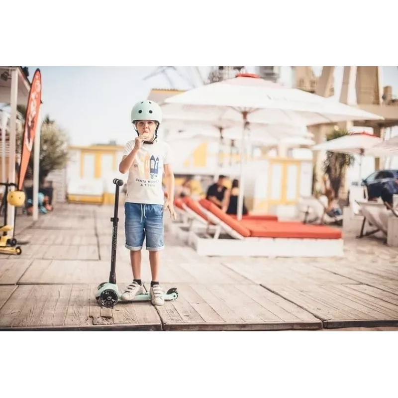 Scoot & Ride Highwaykick 3 LED Kiwi 3 ratų paspirtukas