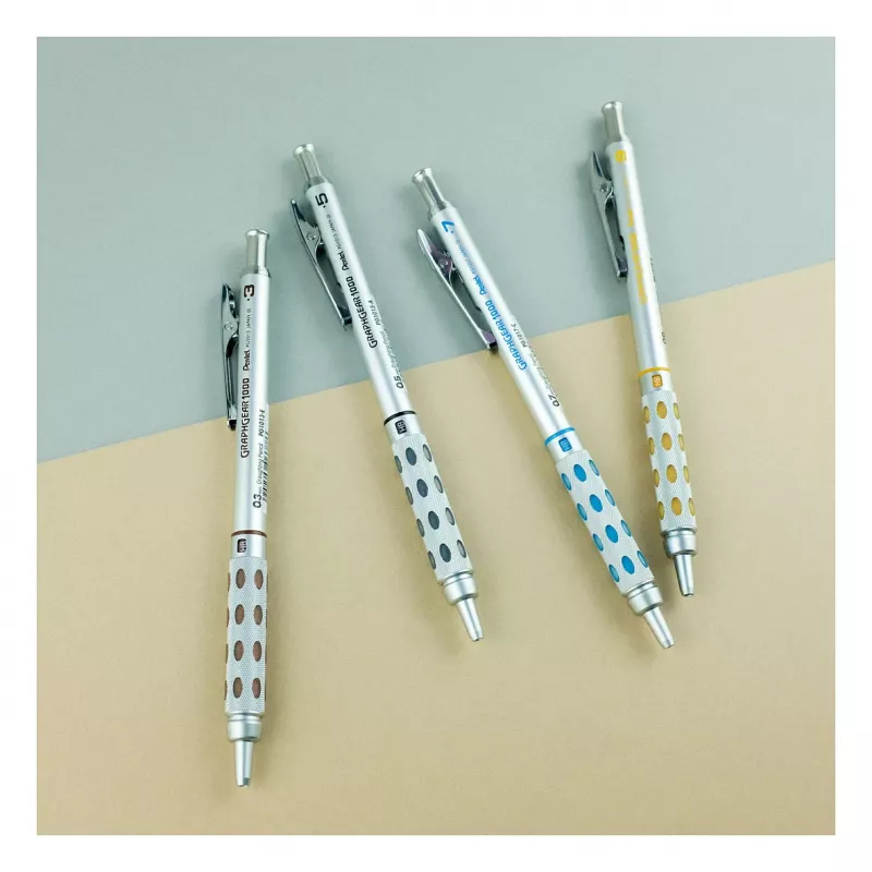 Pentel mechaninis pieštukas 0,5 mm, metalinis sidabras
