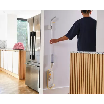 Joseph Joseph CleanTech 2-in-1 purškiamasis šluostė
