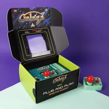 FIZZ CREATIONS Retro Arcade Galaga Plug & Play Wireless Console su 2 valdikliais