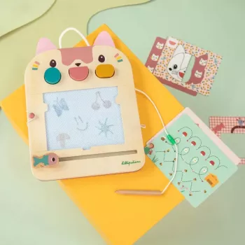 Lilliputiens Wooden Magnetic Drawing Board – Jeanne the Cat 18m+