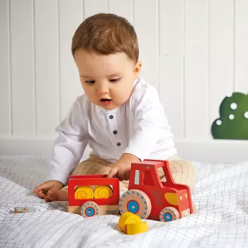 Janod Farm Tractor Pull-Along Toy