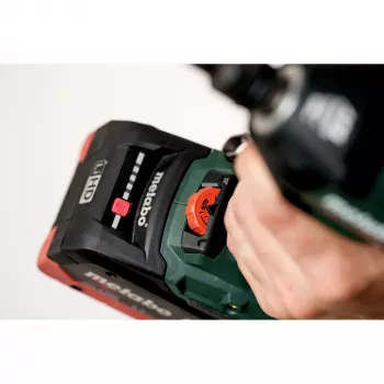 METABO SSW 18 LTX 550 BL Akumuliatorinis smūginis veržliaraktis 18V (Žalia/Juoda, 2x LiHD 4.0Ah, Metabox dėkle)