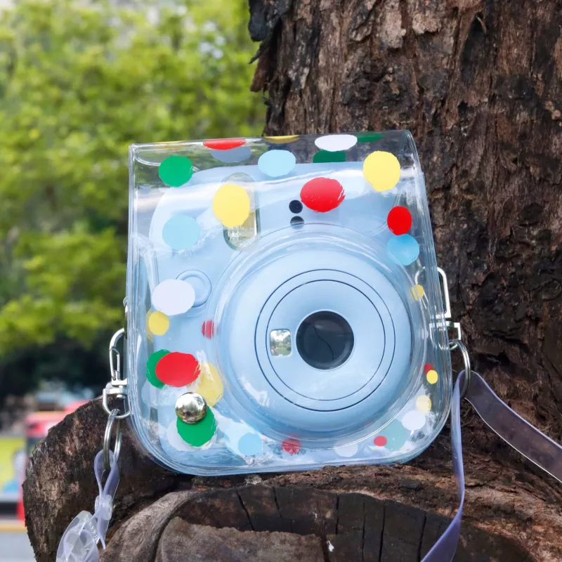 LOVEINSTANT Dėklas Fujifilm Instax Mini 12 - Spalvoti taškeliai