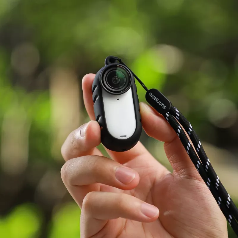 SUNNYLIFE Silicone Protective Case with Lens Cap for Insta360 Go 3s - Black